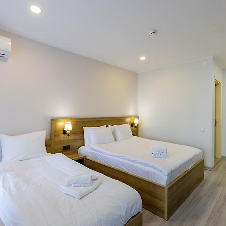 Aqua Batumi Hotel & Apartments Екстер'єр фото