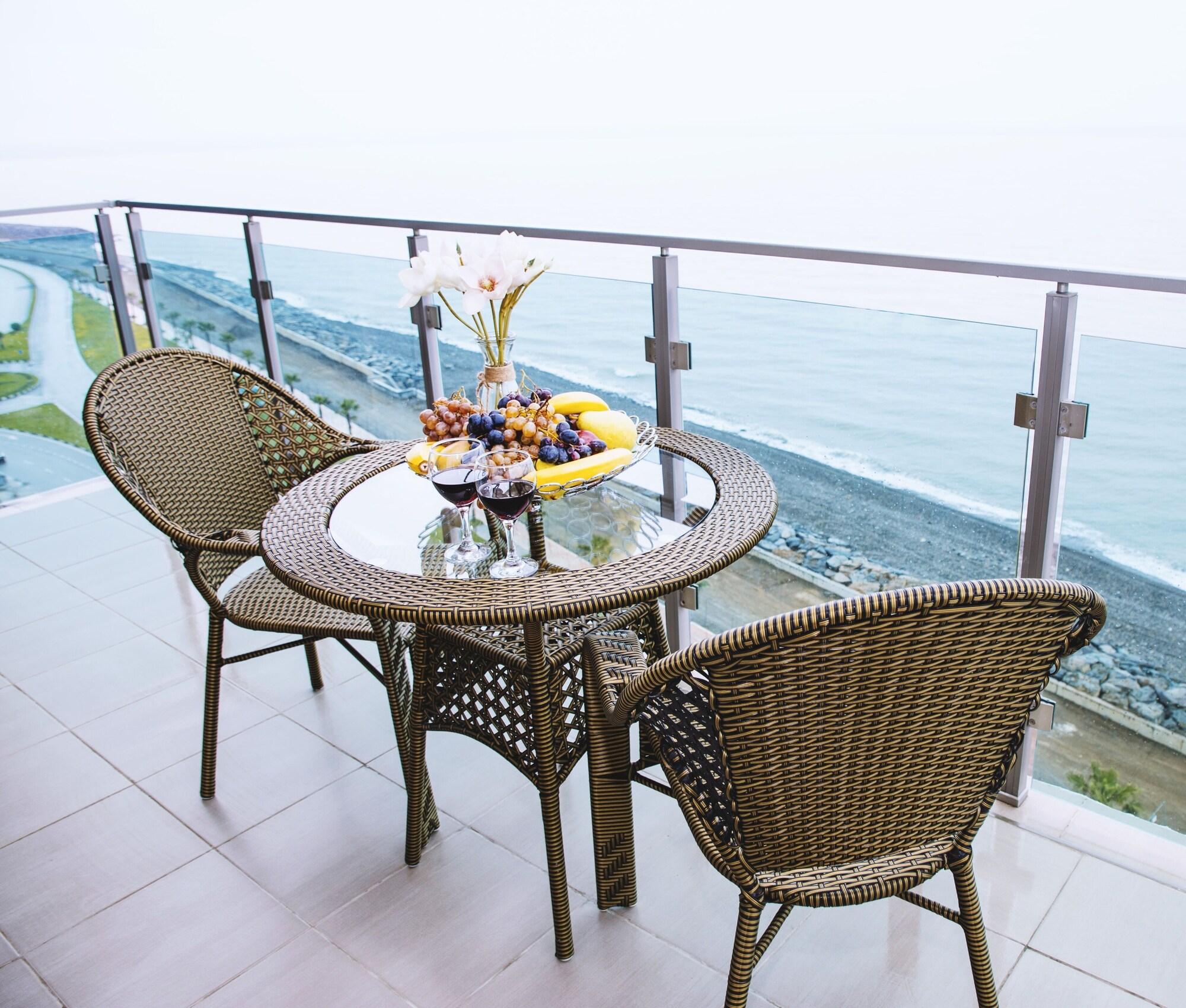 Aqua Batumi Hotel & Apartments Екстер'єр фото