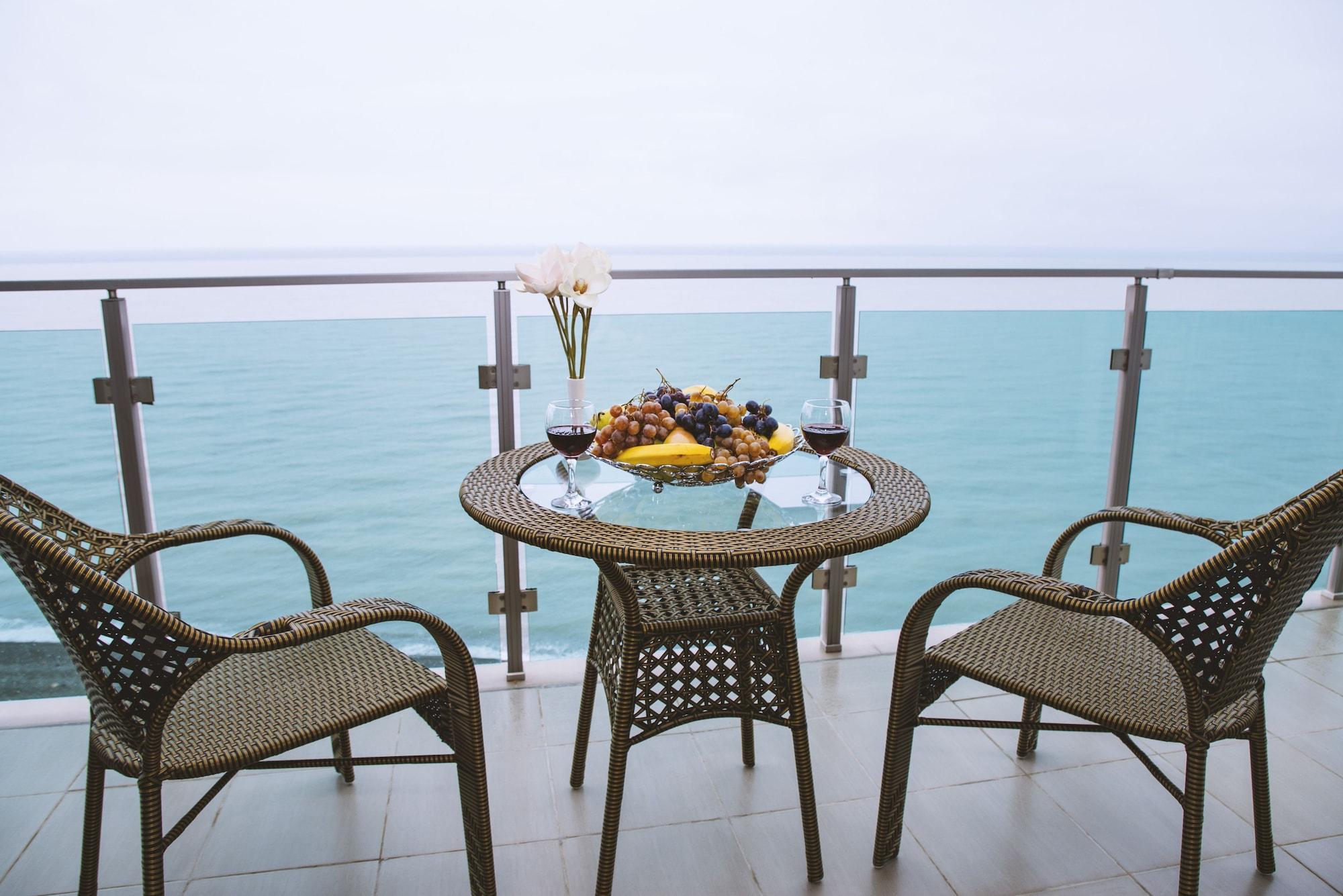 Aqua Batumi Hotel & Apartments Екстер'єр фото