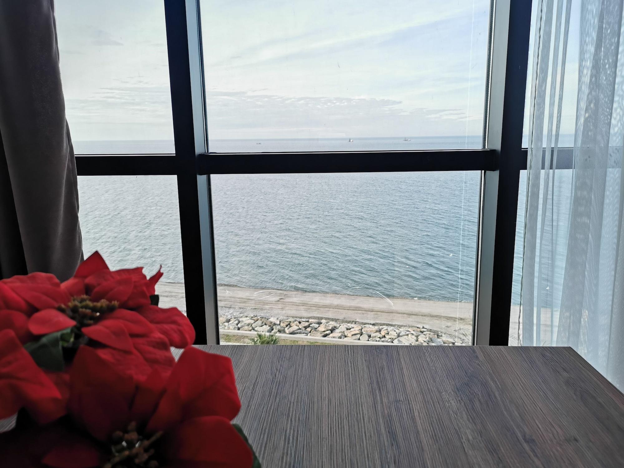 Aqua Batumi Hotel & Apartments Екстер'єр фото