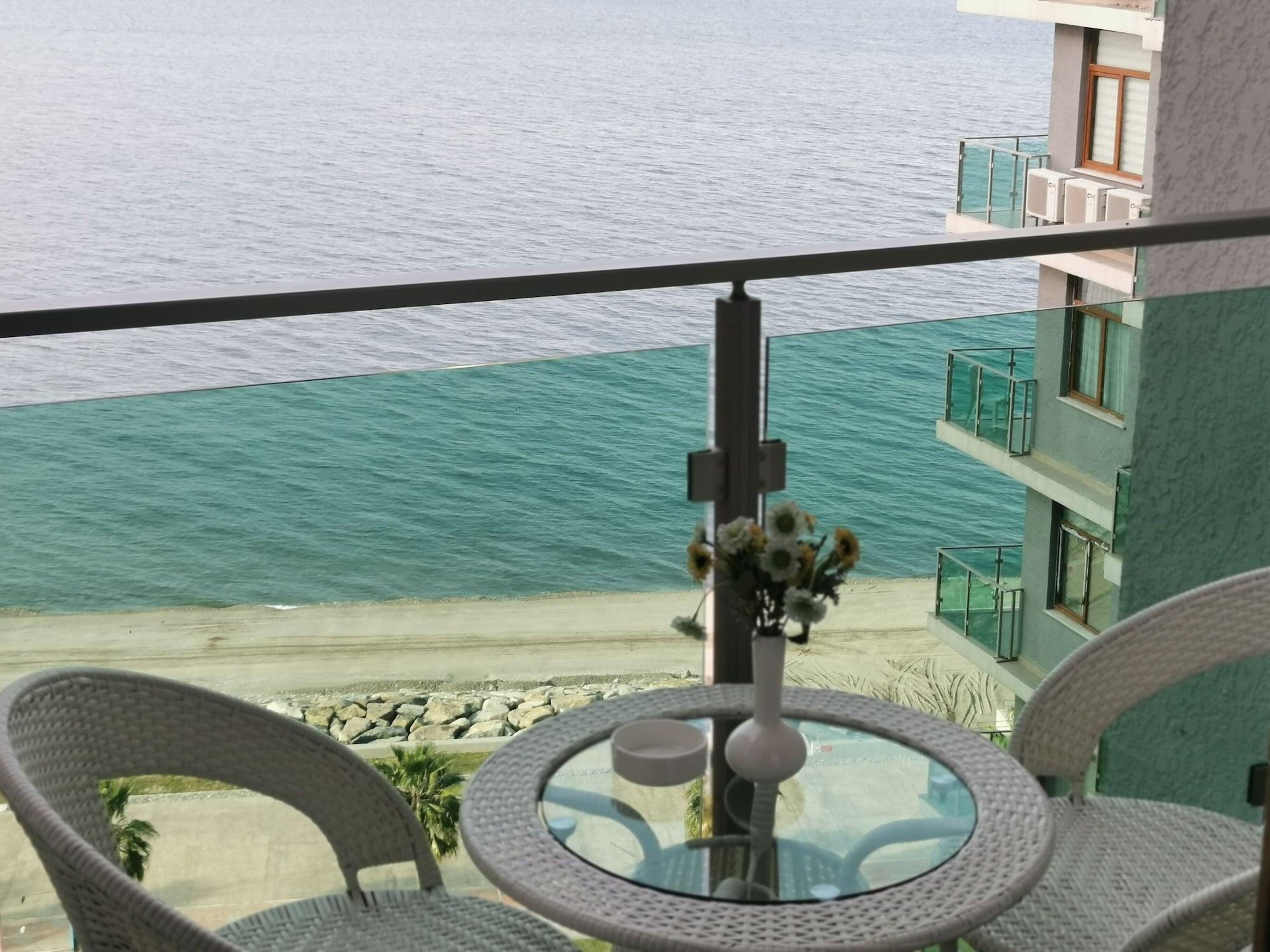 Aqua Batumi Hotel & Apartments Екстер'єр фото