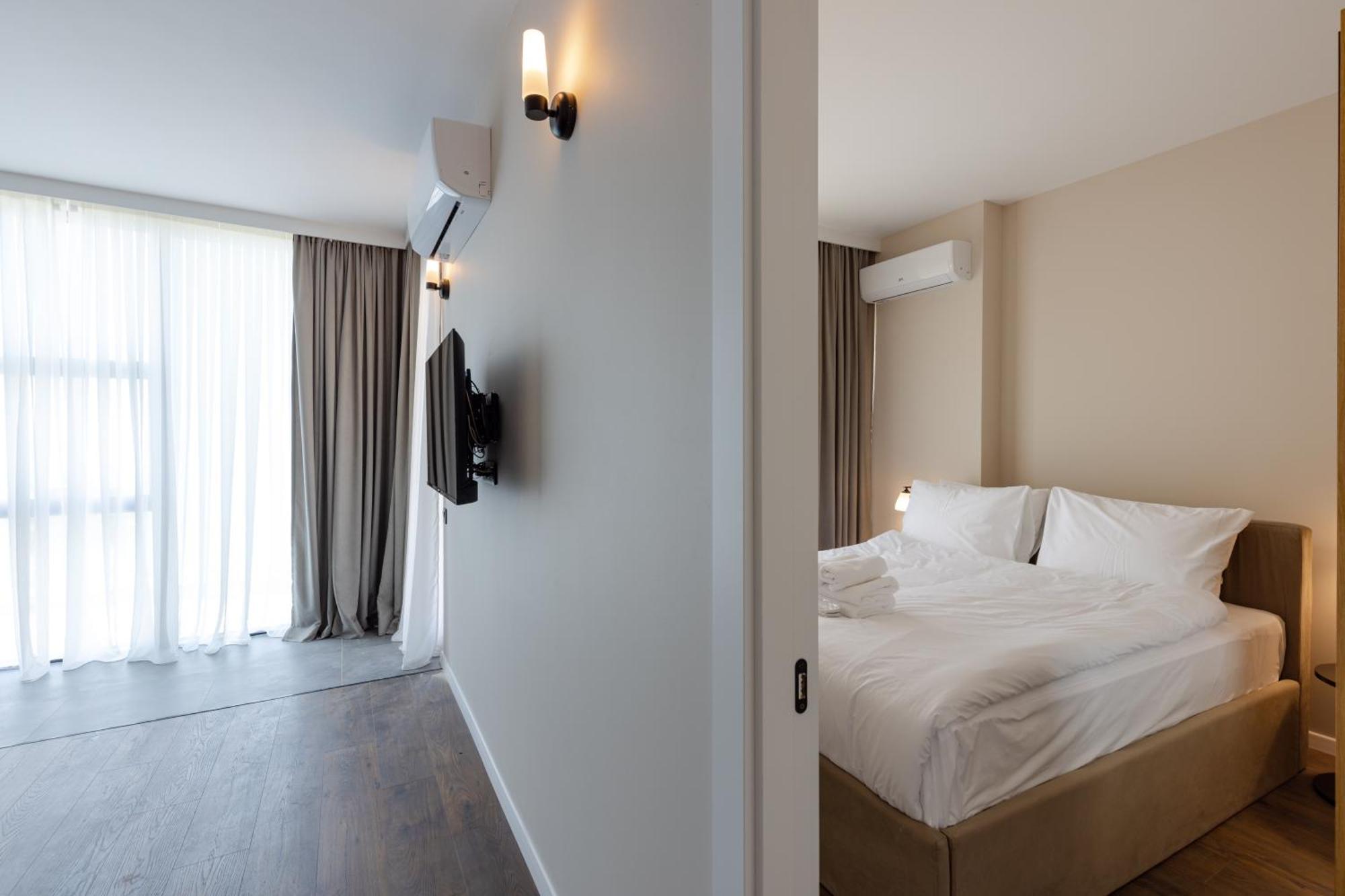Aqua Batumi Hotel & Apartments Екстер'єр фото