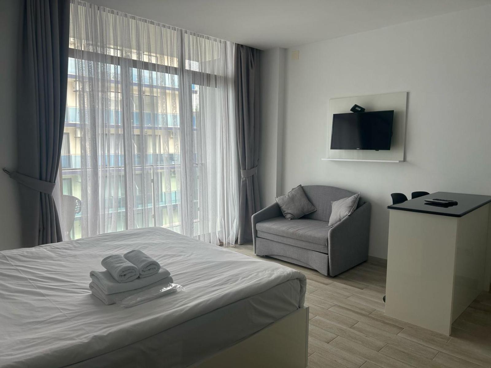 Aqua Batumi Hotel & Apartments Екстер'єр фото