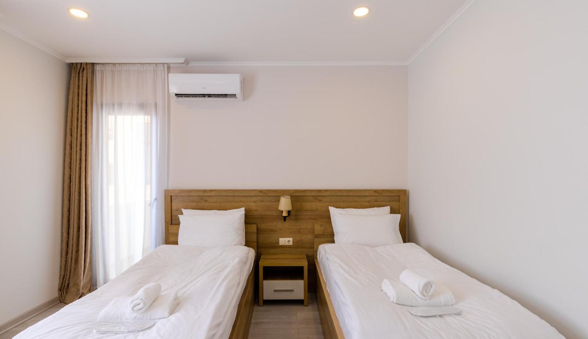 Aqua Batumi Hotel & Apartments Екстер'єр фото