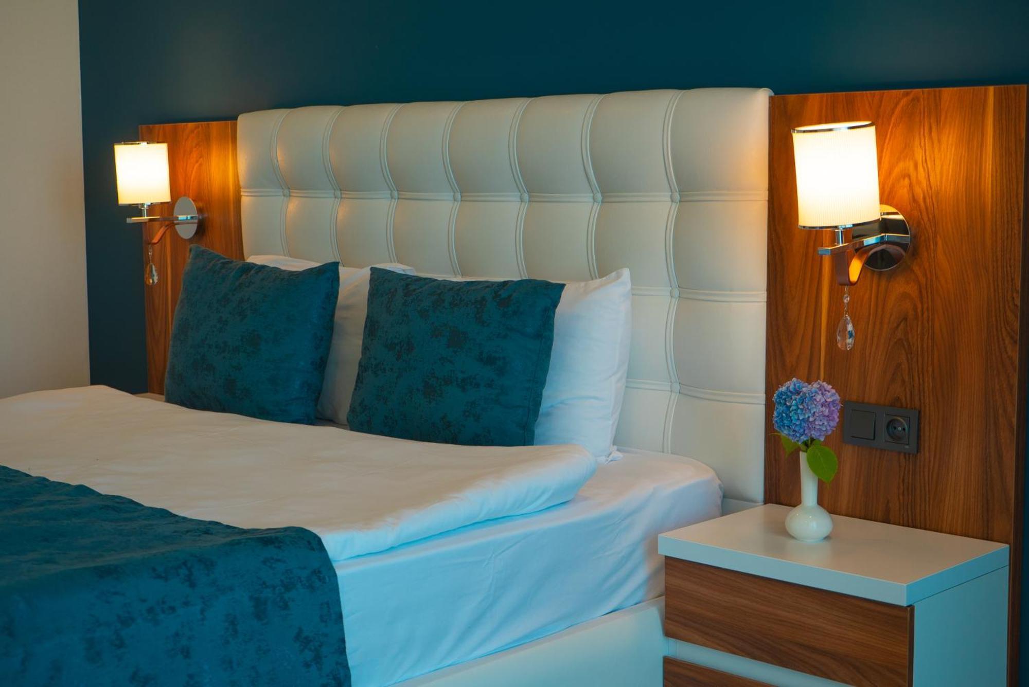 Aqua Batumi Hotel & Apartments Екстер'єр фото