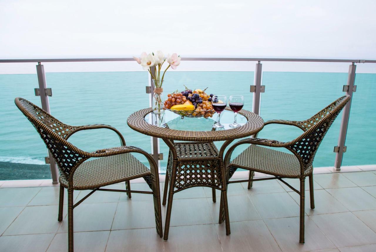 Aqua Batumi Hotel & Apartments Екстер'єр фото